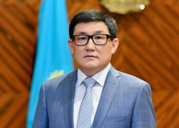 Адлет Кожанбаев избран акимом Семея