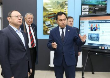 Заместитель акима Алматы ознакомился с научным потенциалом КазНУ