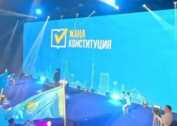 Ритм референдума: роботы и молодежь Алматы задали темп весне