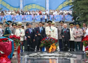 Вот так в Алматы отметили День Победы